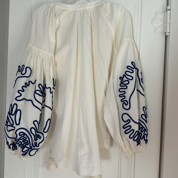 Alexis blouse with snap closure and tassel neck tie - Picture 5 of 5